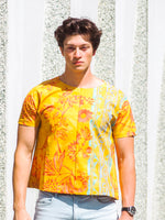 Charger l&#39;image dans la galerie, T-shirt unisexe long jaune à fleurs
